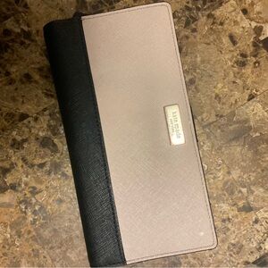 Kate Spade Black and Cream Wallet